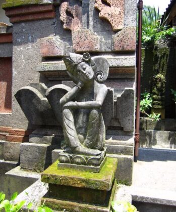 Statue in einem Tempel