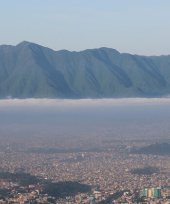 Ausblick vom Nagi Gumba-Kloster auf das Kathmandu-Tal